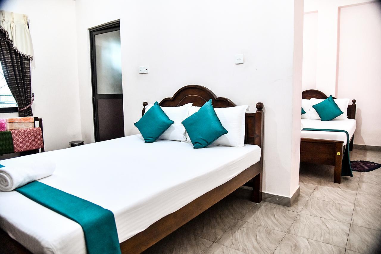 Sri Krishna Bhavan Hotel Hatton Exteriér fotografie